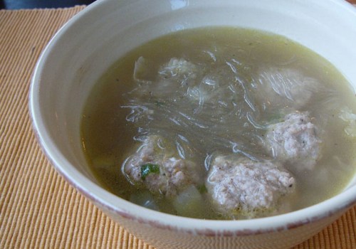 Malaysia and Thailand Bird's Nests: A Comparison